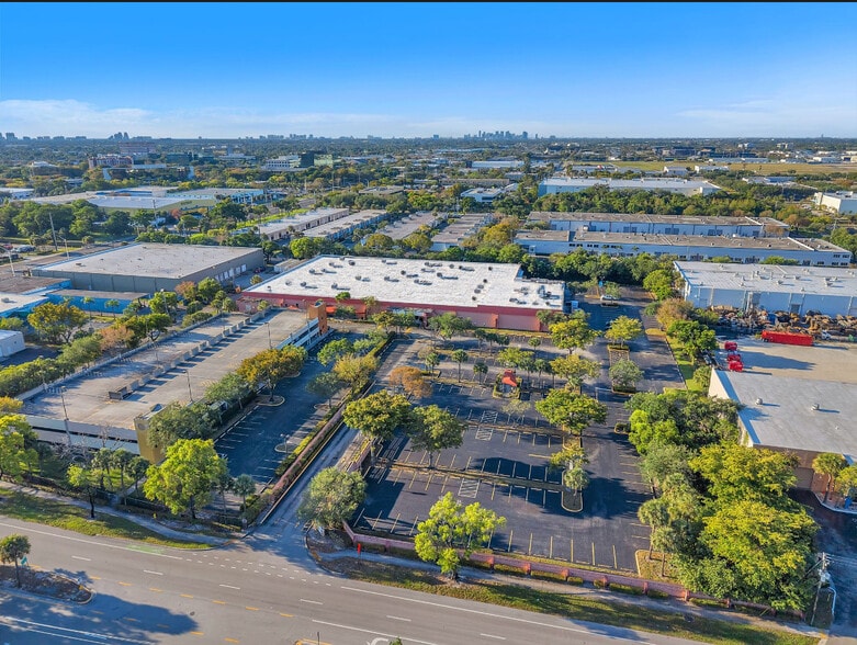 1100 W McNab Rd, Fort Lauderdale, FL à vendre - Aérien - Image 1 de 3