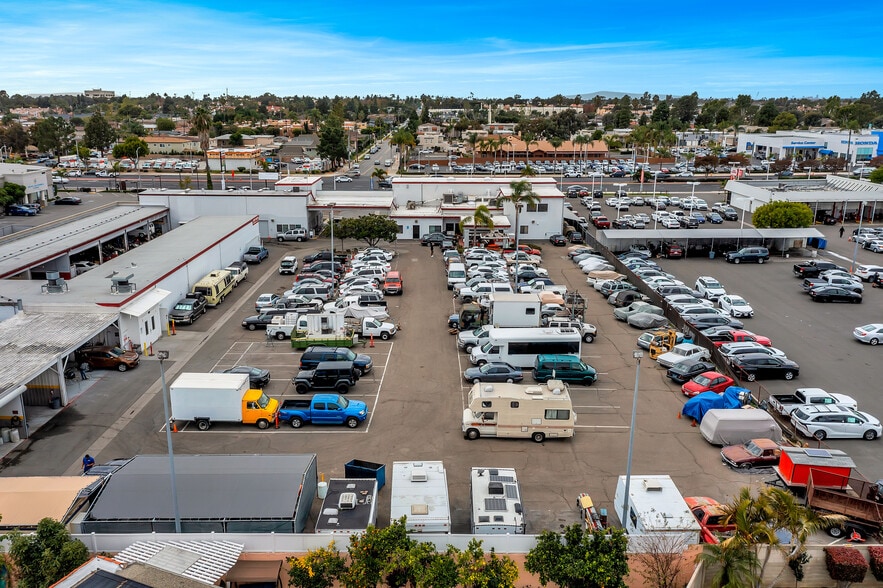 19232 Beach Blvd, Huntington Beach, CA for lease - Building Photo - Image 2 of 3