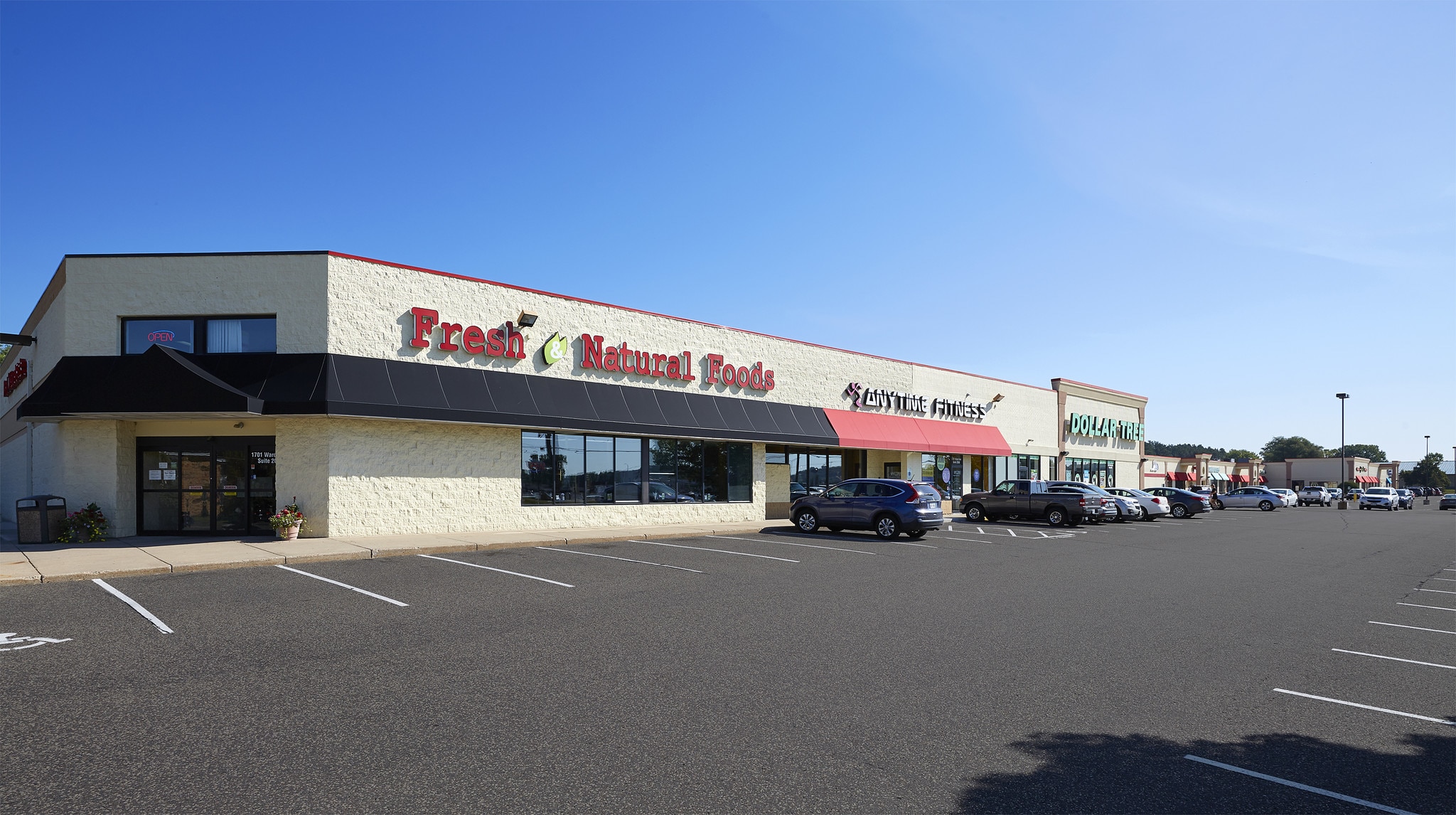 1701-1901 Ward Ave, Hudson, WI for lease Primary Photo- Image 1 of 6