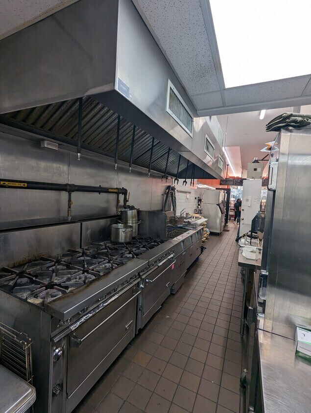 More details for 39 W 14th St, New York, NY - Retail for Lease