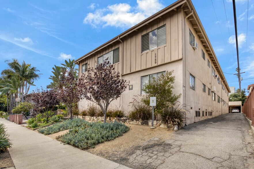 1759 Winona Blvd, Los Angeles, CA à vendre - Photo du bâtiment - Image 2 de 14