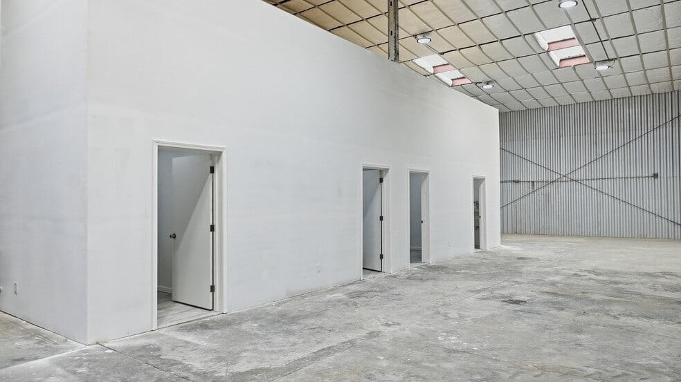 9253 Cassia Rd, Adelanto, CA for lease - Building Photo - Image 2 of 14