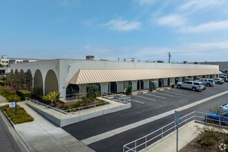 921-937 Newhall St, Costa Mesa, CA for lease Building Photo- Image 1 of 2