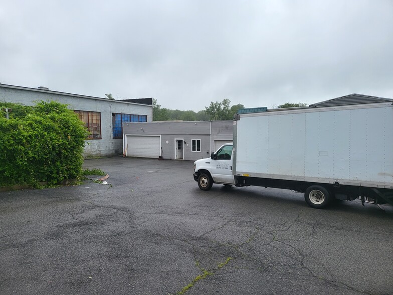 45 Oakland Ave, Harrison, NY for lease - Building Photo - Image 2 of 12