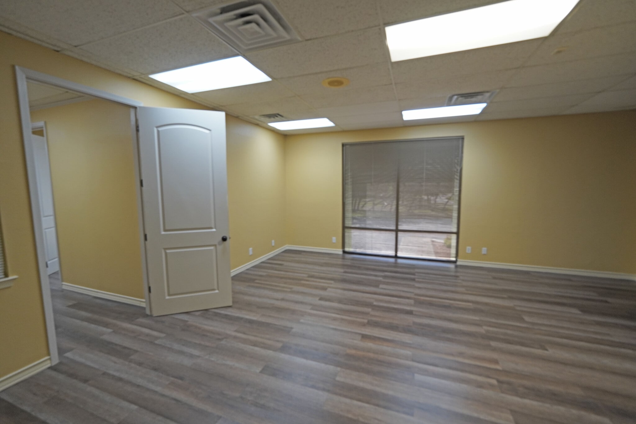 16410 Blanco Rd, San Antonio, TX à vendre Photo intérieure- Image 1 de 3