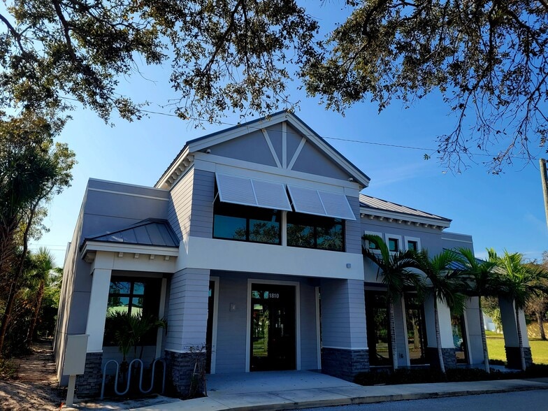 11810 SE Dixie Hwy, Hobe Sound, FL à louer - Photo du bâtiment - Image 2 de 22