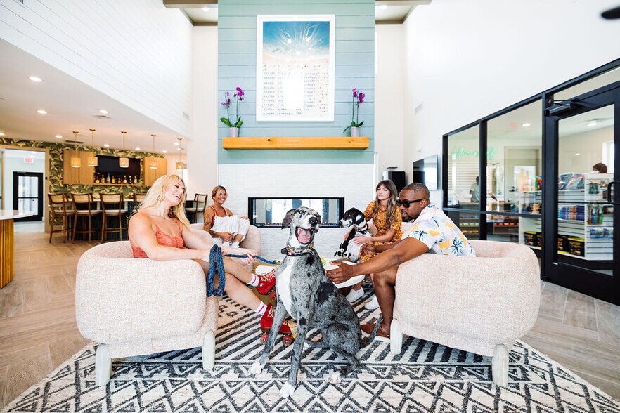 730 E Ocean Rd, Holly Ridge, NC à vendre - Photo du bâtiment - Image 2 de 17