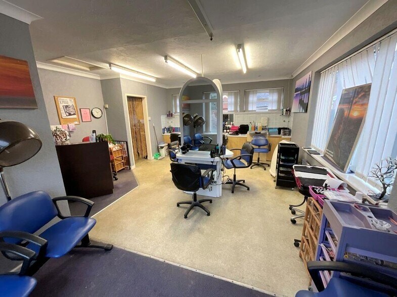 183B Lincoln Rd, North Hykeham à vendre - Photo du bâtiment - Image 3 de 6