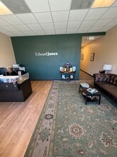 2000 Sam Rittenberg Blvd, Charleston, SC for lease Interior Photo- Image 1 of 9