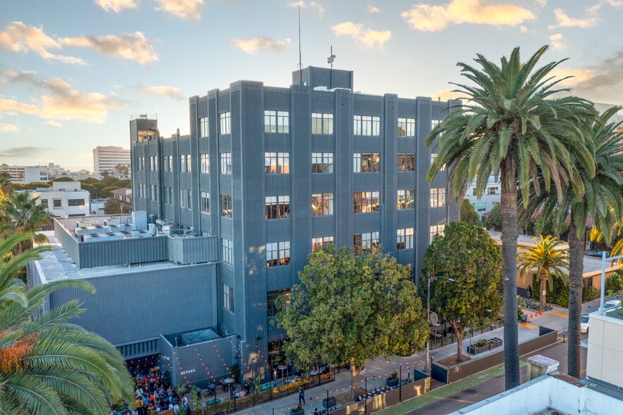 1314 7th St, Santa Monica, CA for lease - Building Photo - Image 3 of 9