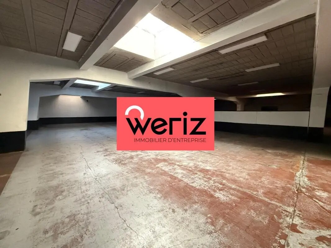 Retail in Marseille for lease Interior Photo- Image 1 of 7