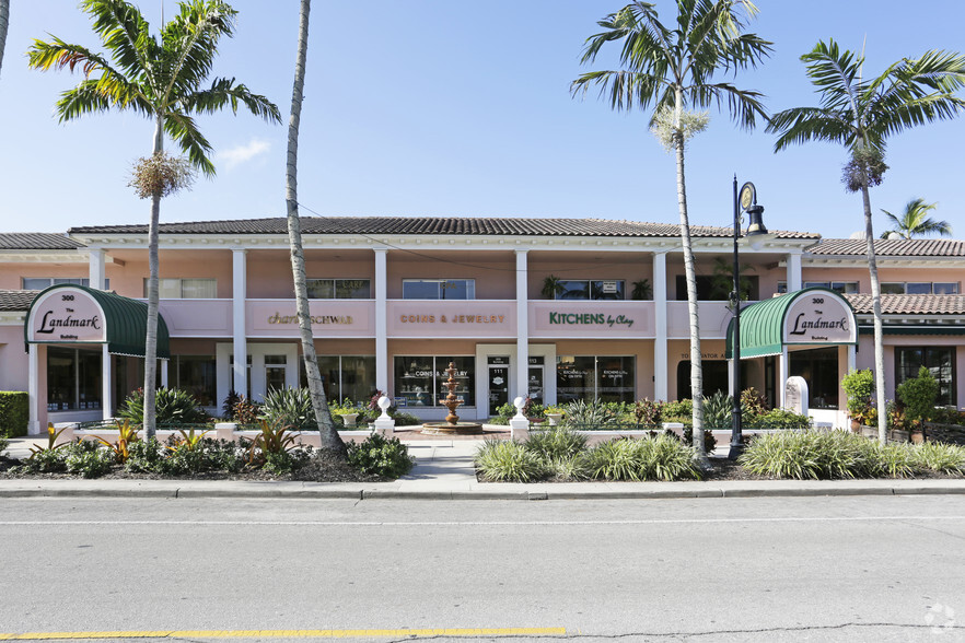 300 5th Ave S, Naples, FL à vendre - Photo du bâtiment - Image 1 de 1