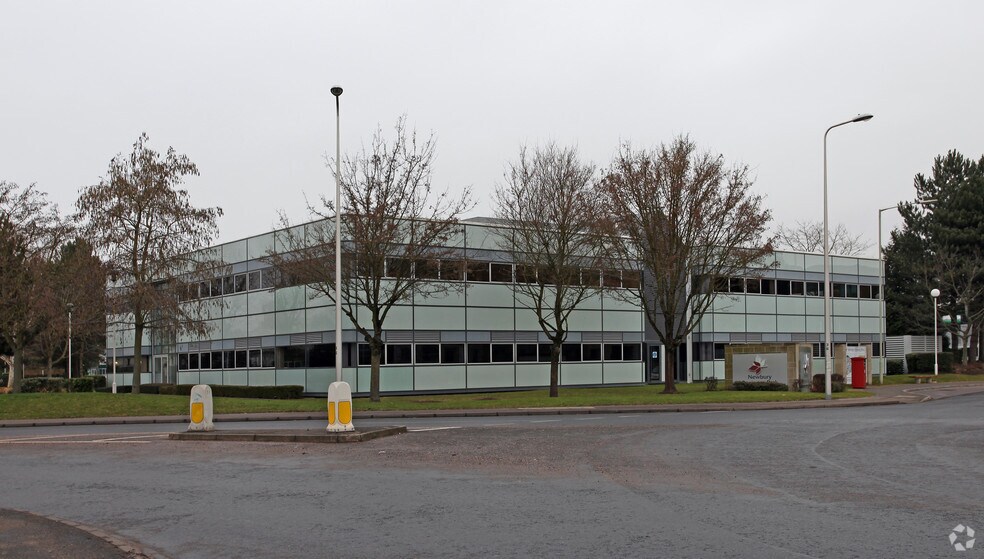 London Rd, Newbury à vendre - Photo du bâtiment - Image 3 de 7