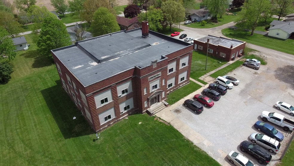 210 Kiick St, Latham, IL for sale - Primary Photo - Image 1 of 2