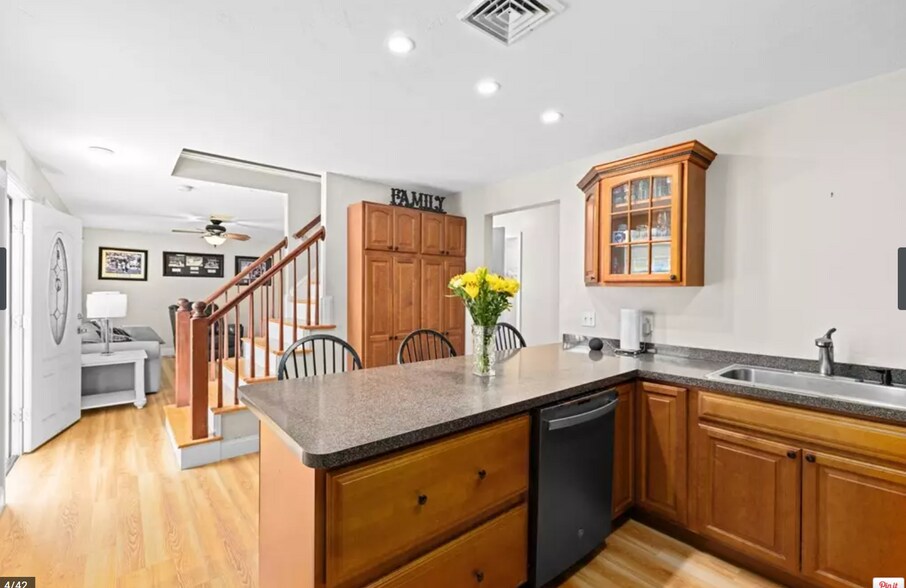 2783 Cranberry Hwy, Wareham, MA à vendre - Photo du bâtiment - Image 3 de 9