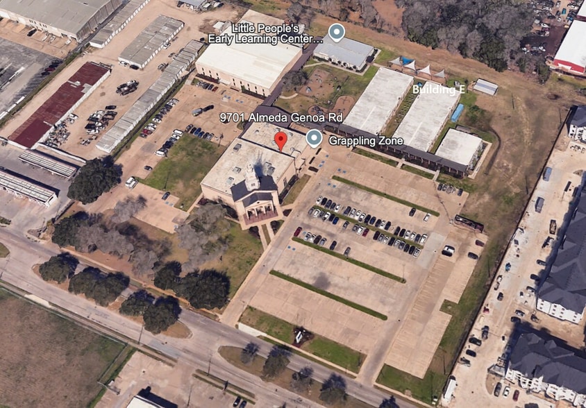 9701 Almeda Genoa Rd, Houston, TX à louer - Photo du bâtiment - Image 2 de 3
