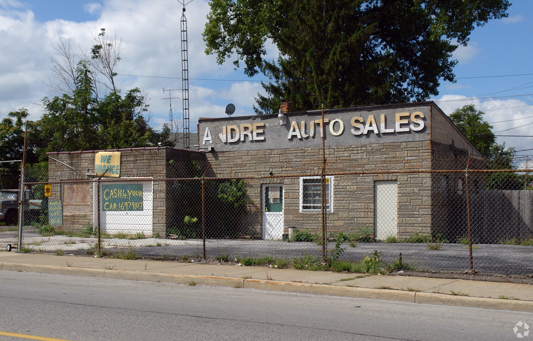 208 Oak St, Toledo, OH for sale Primary Photo- Image 1 of 19