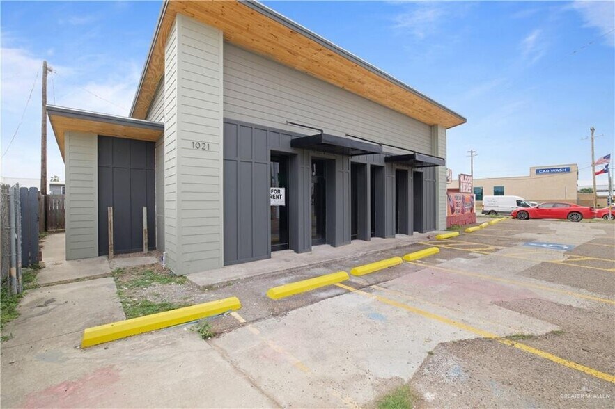 1021 W Business 83, Alamo, TX for sale - Building Photo - Image 2 of 4