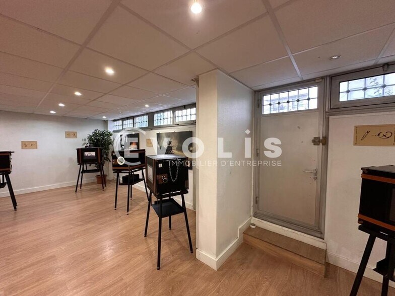 Flex dans Montrouge à louer - Photo intérieure - Image 2 de 10