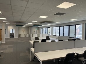 Enterprise Way, Dunfermline à louer Photo intérieure- Image 2 de 4