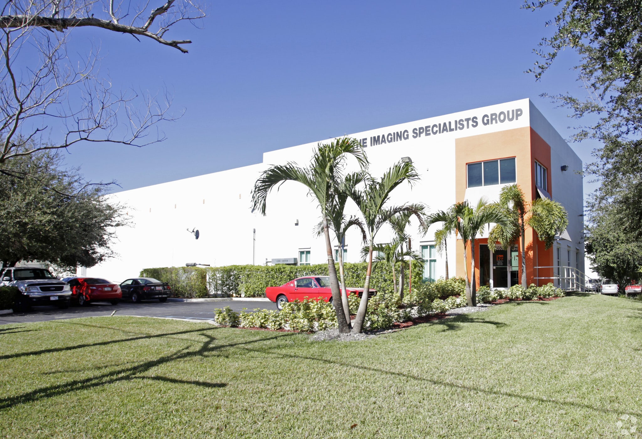 10505 NW 27th St, Miami, FL for sale Primary Photo- Image 1 of 8