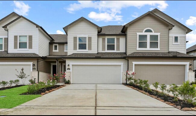 Plus de détails pour 7407 Hinsdale Dr, Pasadena, TX - Multi-résidentiel à vendre