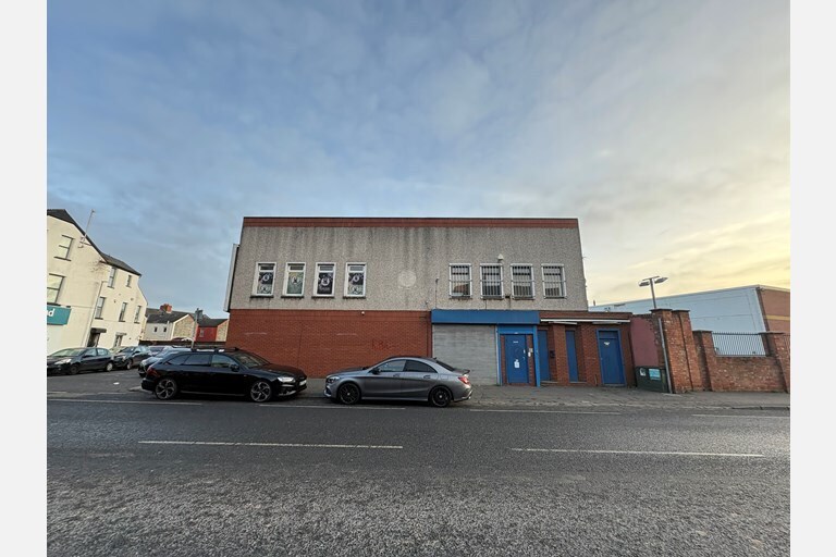 156-158 Castlereagh Rd, Belfast à vendre - Photo du bâtiment - Image 2 de 2