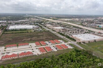 2743 Smith Ranch Rd, Pearland, TX - aerial  map view