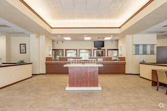 180 N Suncoast Blvd, Crystal River, FL for lease Interior Photo- Image 1 of 10