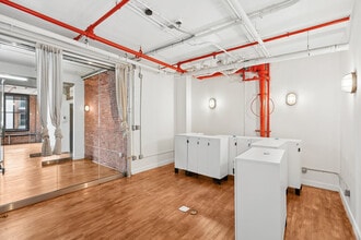 197-201 Grand St, New York, NY for lease Interior Photo- Image 2 of 15