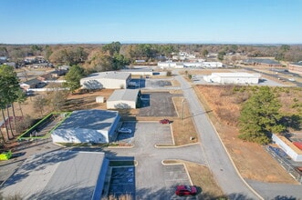 90-100 Northwest Dr, Anderson, SC à louer Photo intérieure- Image 1 de 1