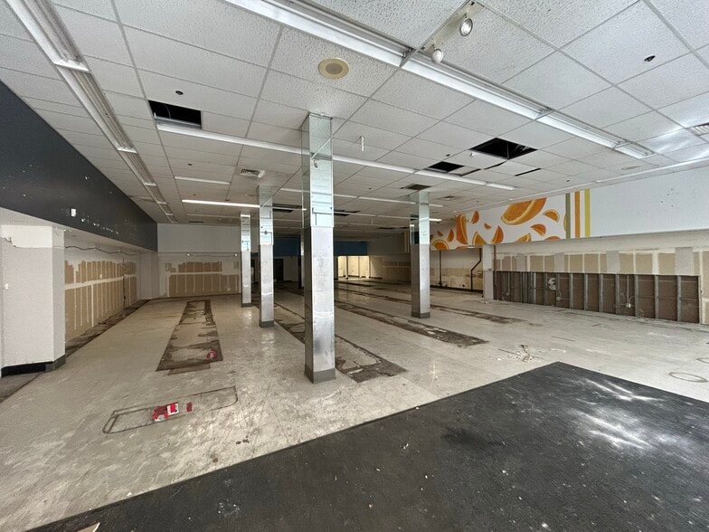 33-33 Drumm St, San Francisco, CA for lease - Building Photo - Image 2 of 12