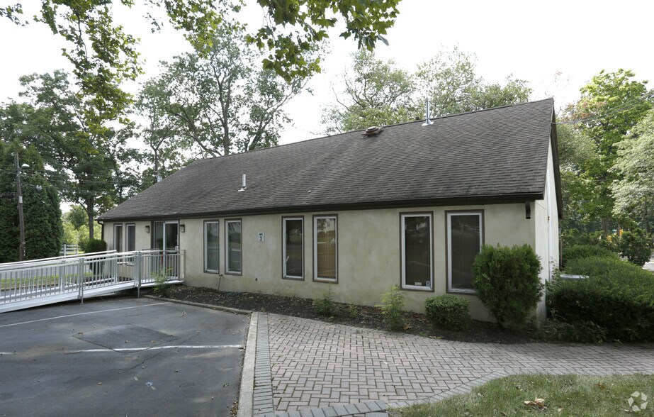 16 Reeves Ave, Hamilton, NJ for sale - Building Photo - Image 3 of 37