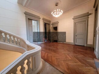Plus de détails pour Bureau à vendre