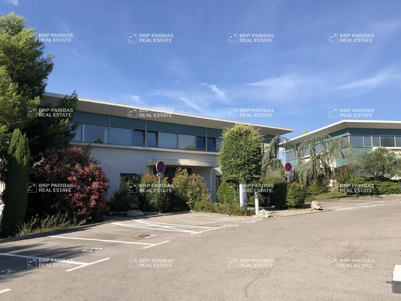 Office in Aix-en-Provence for lease Building Photo- Image 1 of 74