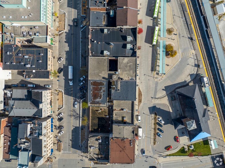 72-80 Carden St, Guelph, ON à louer - Aérien - Image 2 de 3