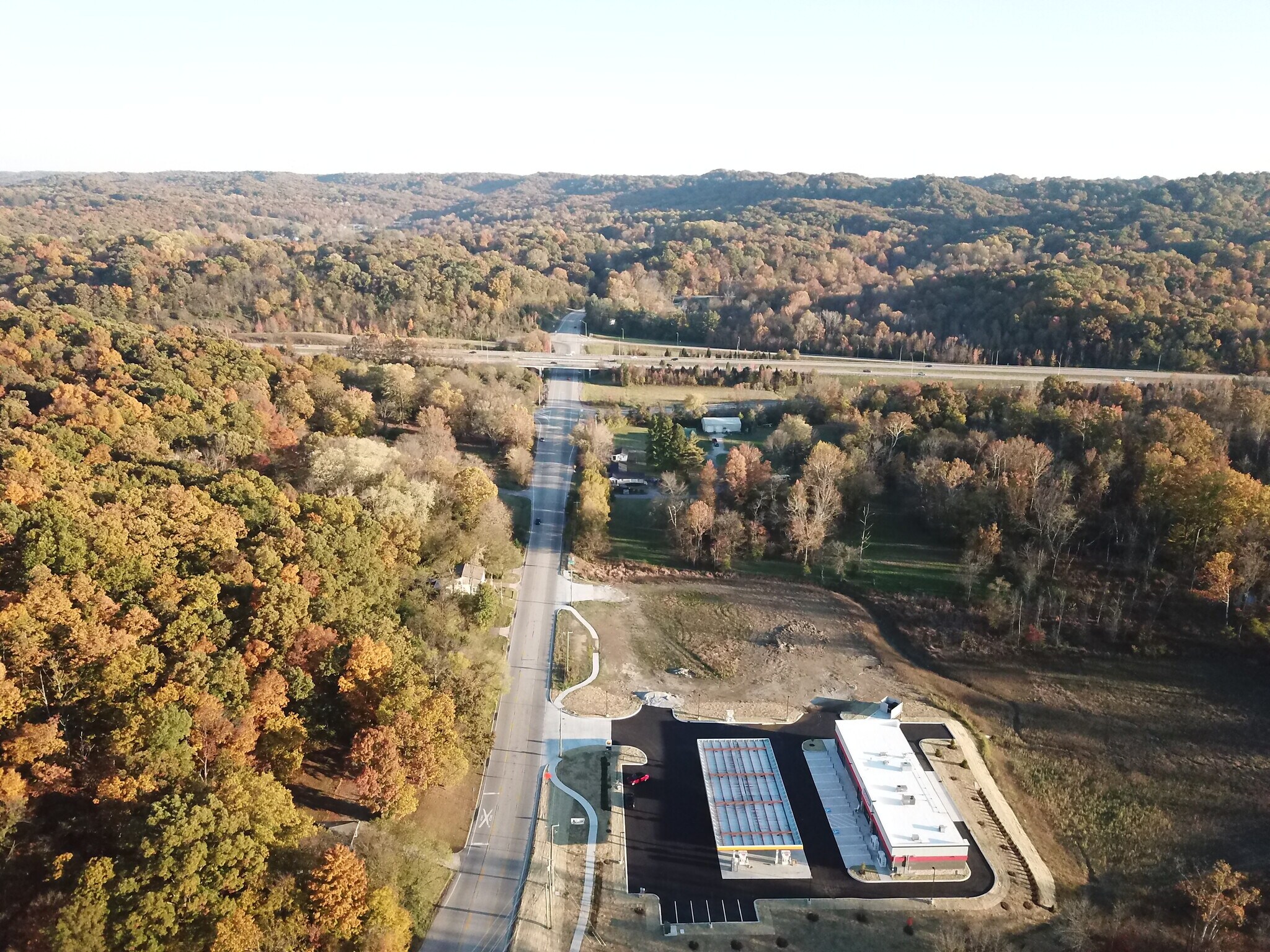 10330 Stonestreet rd, Louisville, KY for lease Primary Photo- Image 1 of 4