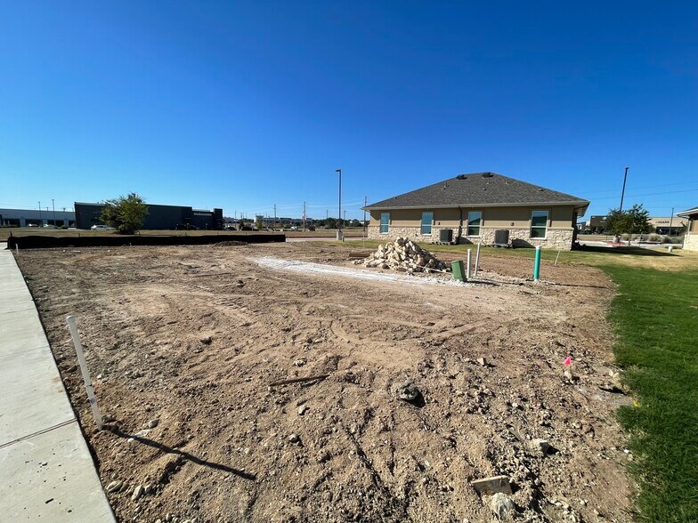 2951 FM 1460, Georgetown, TX à vendre - Photo de construction - Image 3 de 8