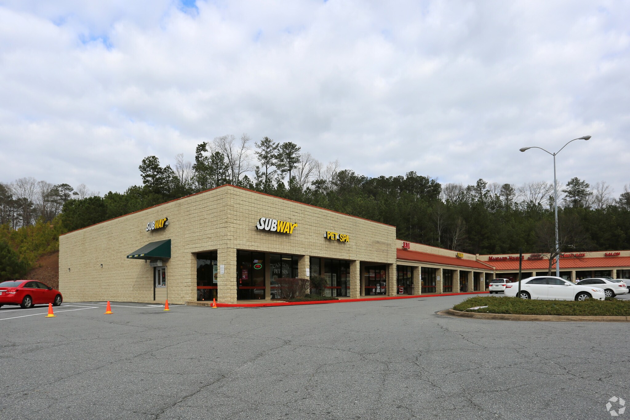 1451 Marietta Hwy, Canton, GA à louer Photo du bâtiment- Image 1 de 8