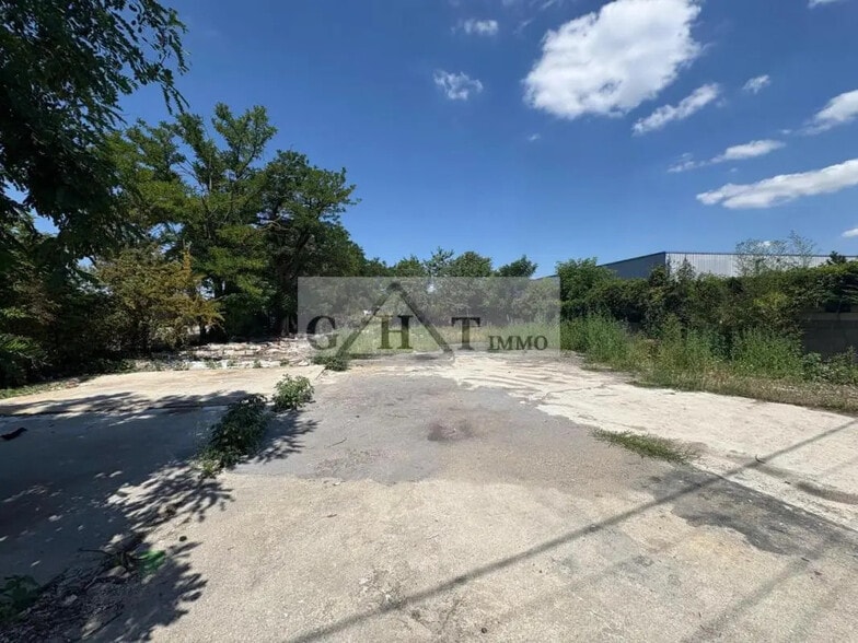 Bureau dans Dammarie-les-Lys à louer - Plan de site - Image 2 de 11