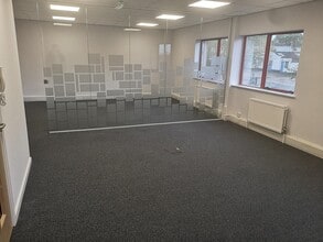 Arden Press Way, Letchworth Garden City for lease Building Photo- Image 1 of 1