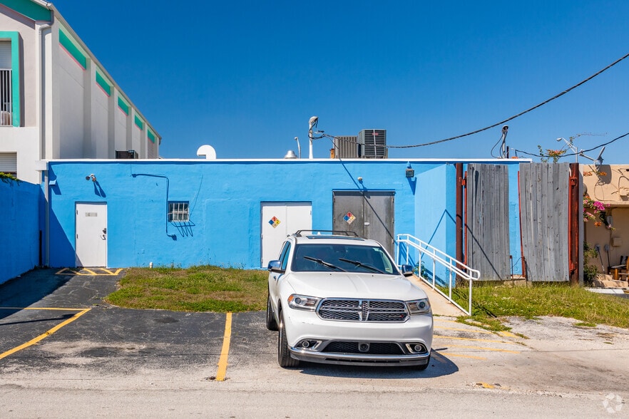 14011-14015 S Dixie Hwy, Miami, FL for lease - Building Photo - Image 3 of 4