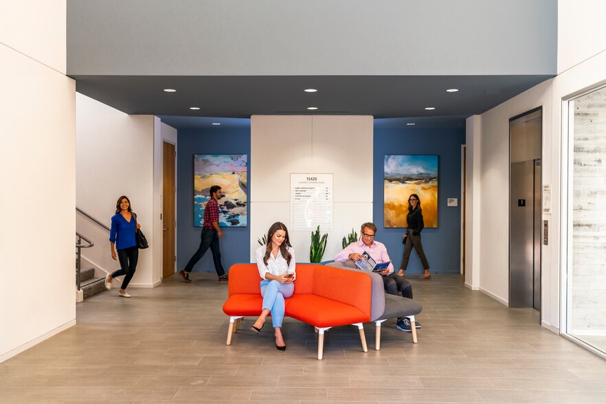 15420 Laguna Canyon Rd, Irvine, CA for lease - Interior Photo - Image 3 of 9