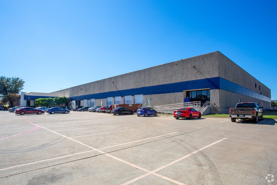 1025 W Royal Ln, Dallas, TX for lease - Building Photo - Image 3 of 6