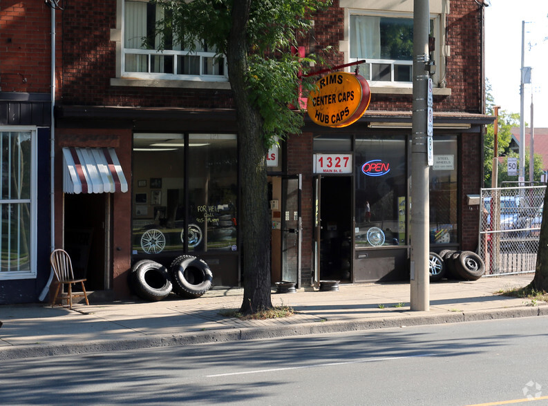 1327 Main St E, Hamilton, ON à vendre - Photo du bâtiment - Image 1 de 1