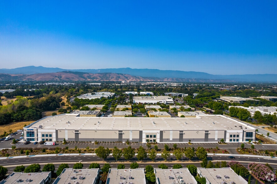 5995 Hellyer Ave, San Jose, CA for lease - Aerial - Image 3 of 5
