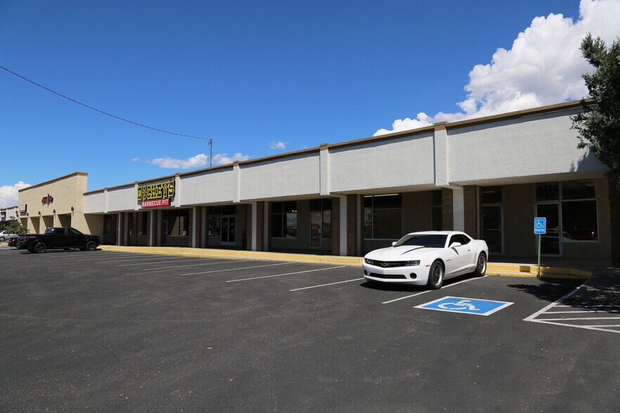 1410-1512 Wyoming Blvd NE, Albuquerque, NM à louer - Photo du bâtiment - Image 2 de 10