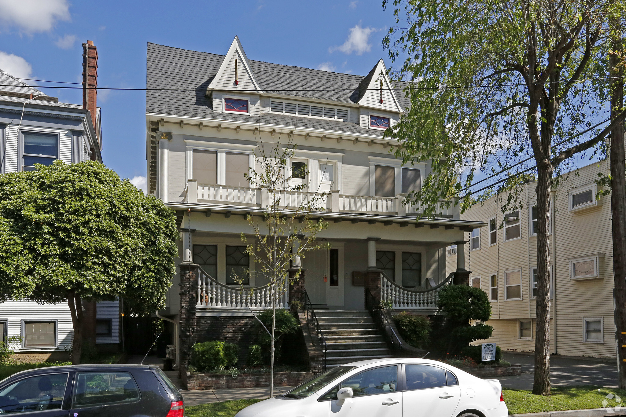 715 17th St, Sacramento, CA à vendre Photo principale- Image 1 de 1