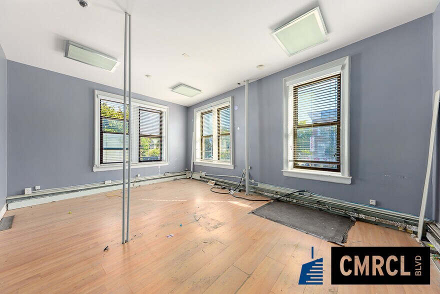 131 Beverley, Brooklyn, NY à louer - Photo intérieure - Image 3 de 39