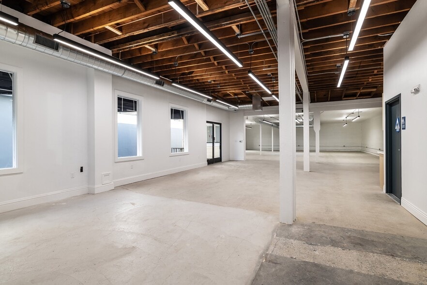 343-345 Vermont St, San Francisco, CA for lease - Building Photo - Image 2 of 12